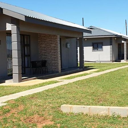 Enkhosi Guest Lodge Nhlangano Eksteriør billede